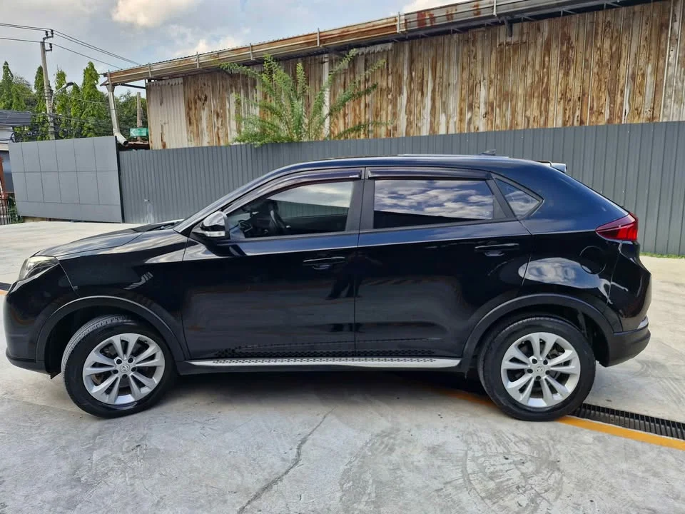 2017 MG GS 2