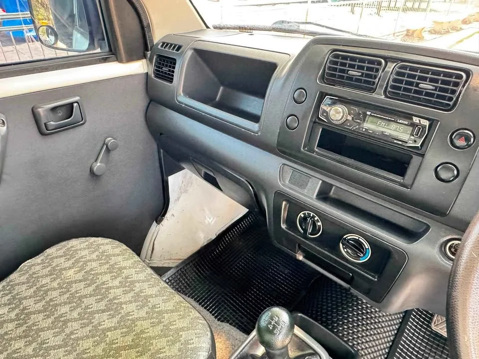2015 Suzuki Carry I 3