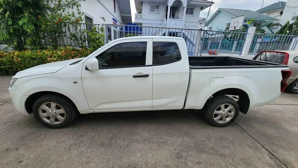 2020 Isuzu D-Max III (RG) 3