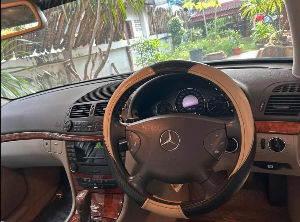 2004 Benz E-Class W211 3
