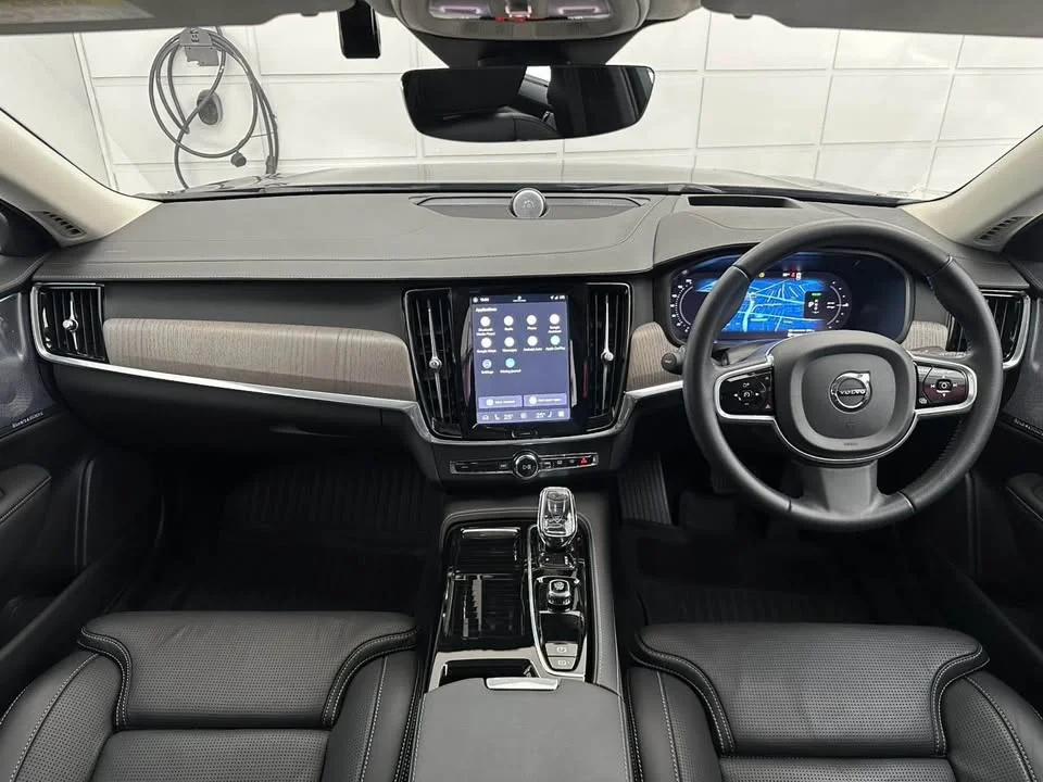 2022 Volvo S90 II 2