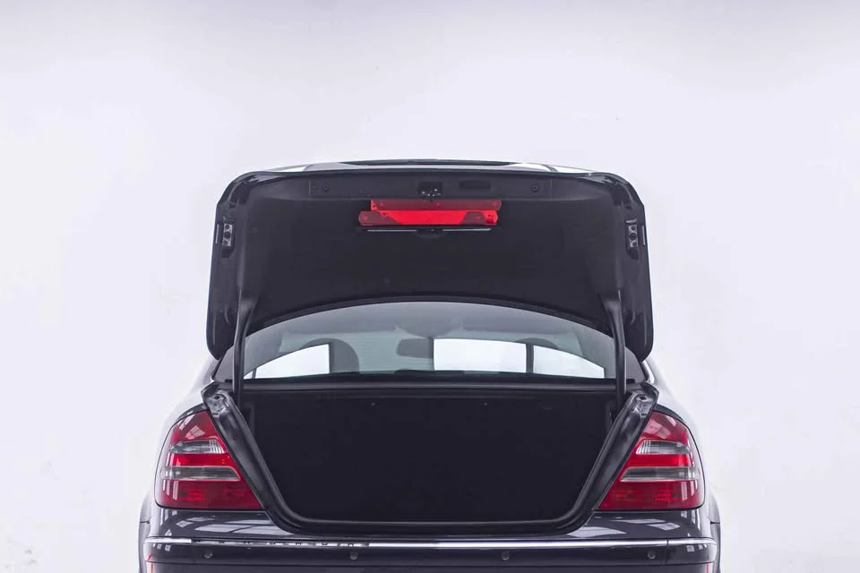 2003 Benz E-Class W211 3
