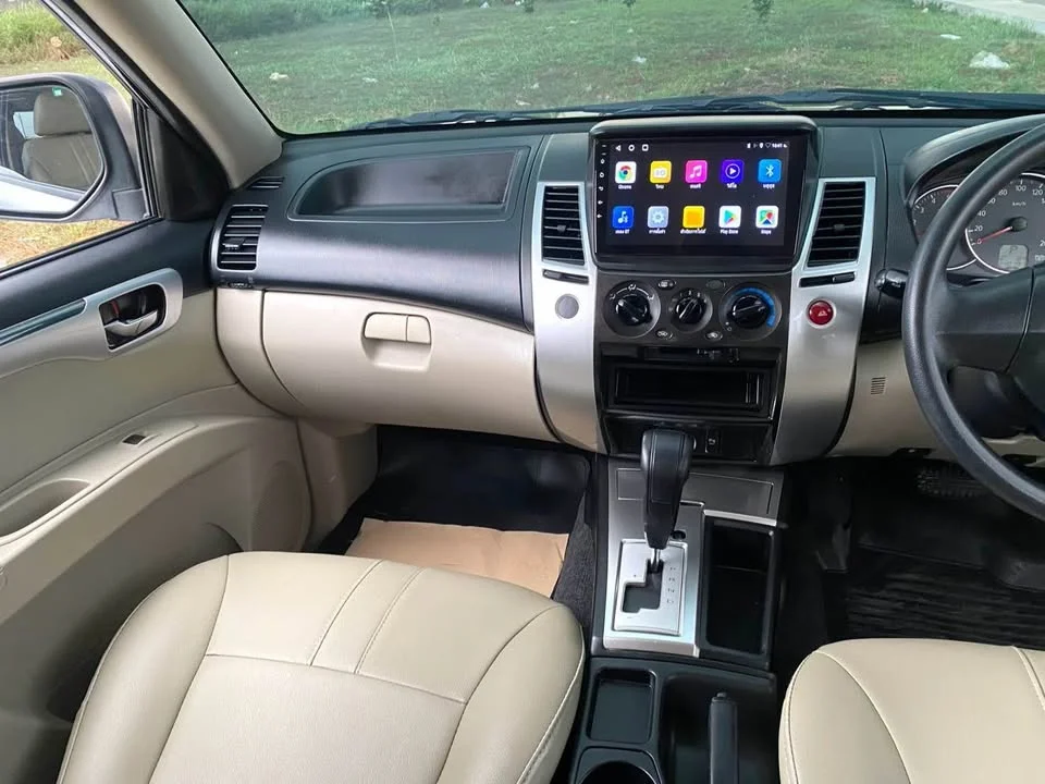 2013 Mitsubishi Pajero Sport II 3