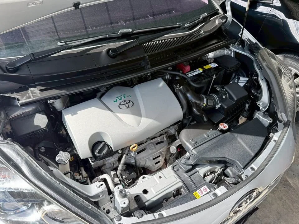2019 Toyota Sienta II 2