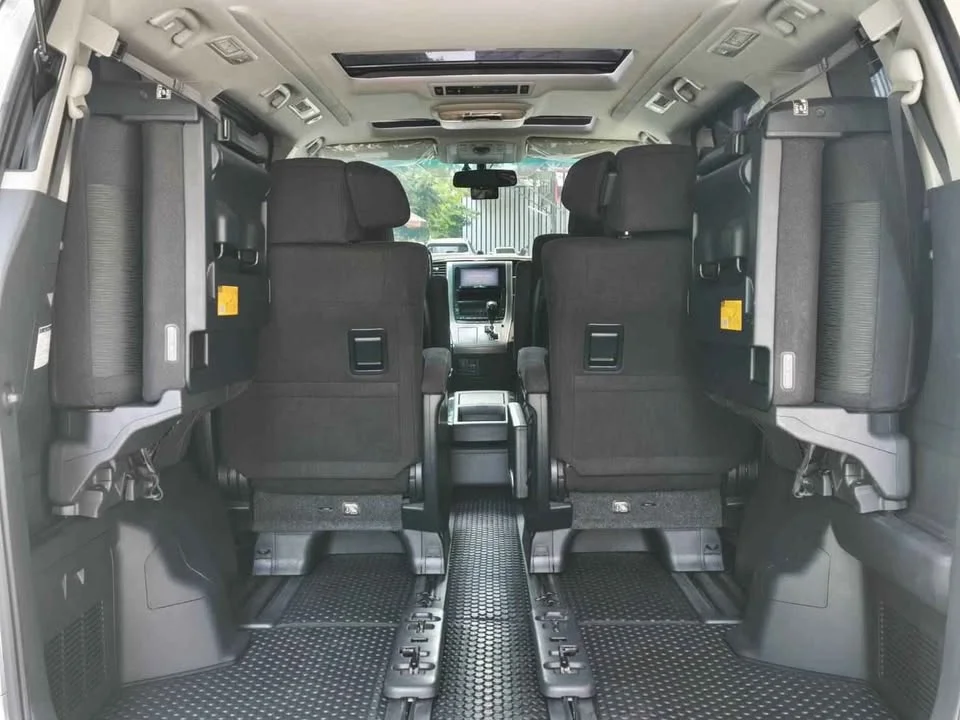 2012 Toyota Alphard, Vellfire II (AH20) 3