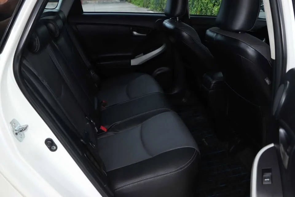 2012 Toyota Prius III 3