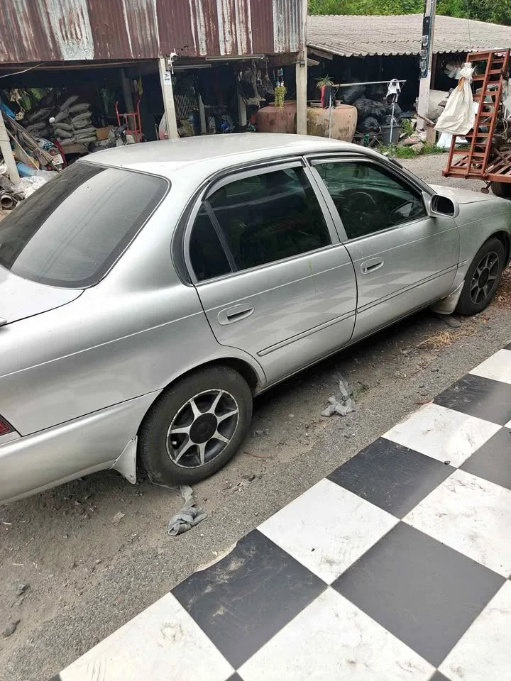 1998 Toyota Corolla Altis VII (E100) 3