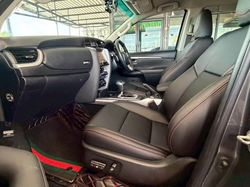 2018 Toyota Fortuner II 2