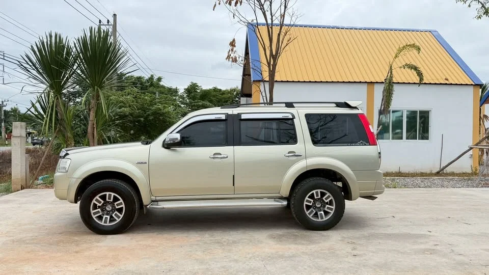 2006 Ford Everest I 3
