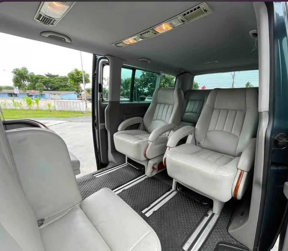 2009 Volkswagen Caravelle T5 3
