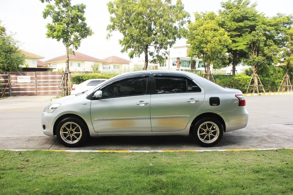 2010 Toyota Vios II 3