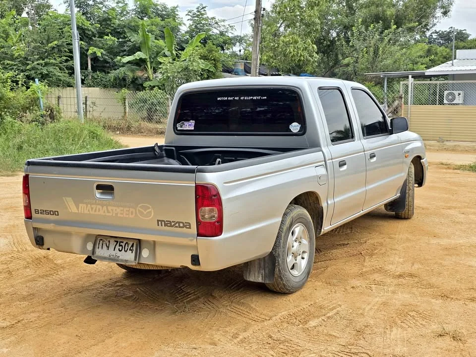 2004 Mazda 2500 Fighter V 3