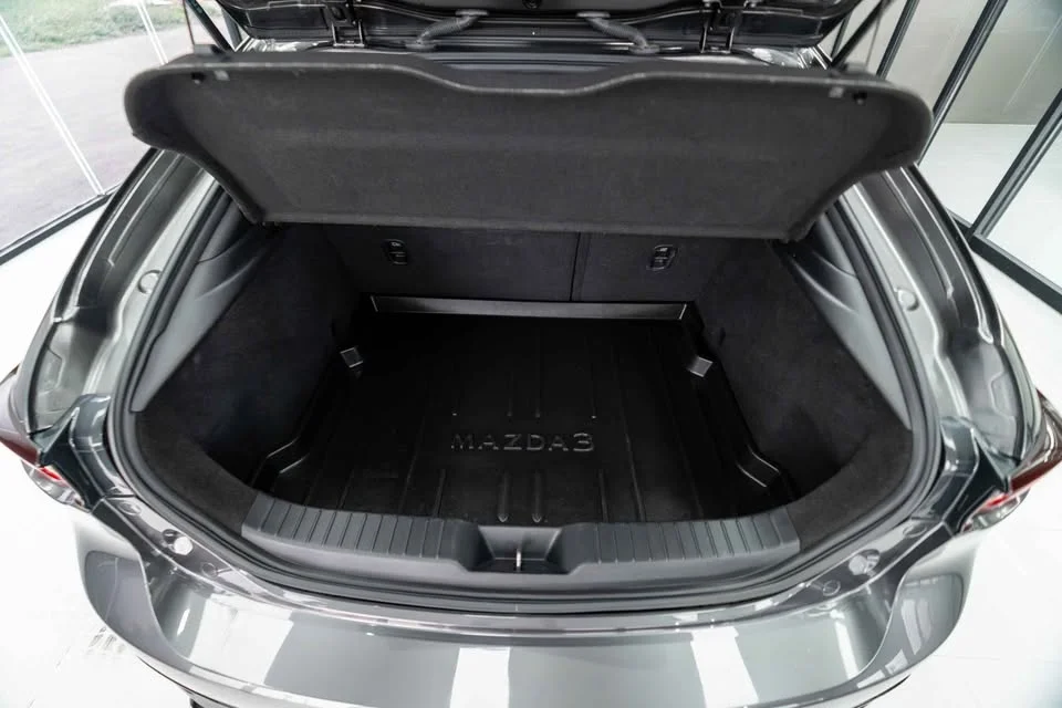 2023 Mazda 3 IV 2