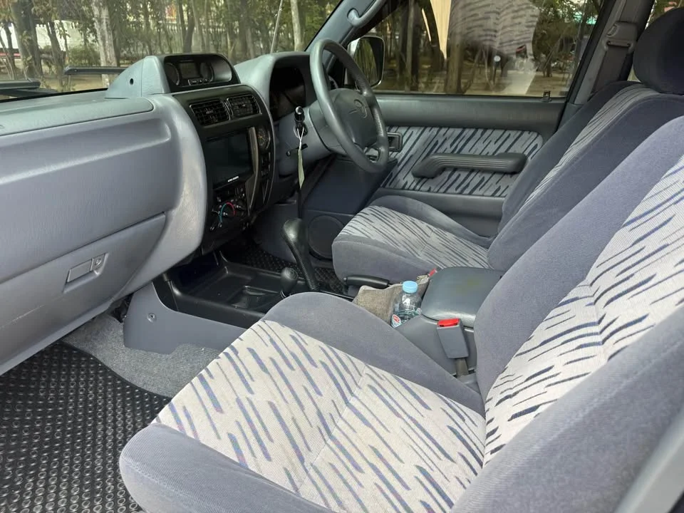 2001 Toyota Land Cruiser Prado J90 3