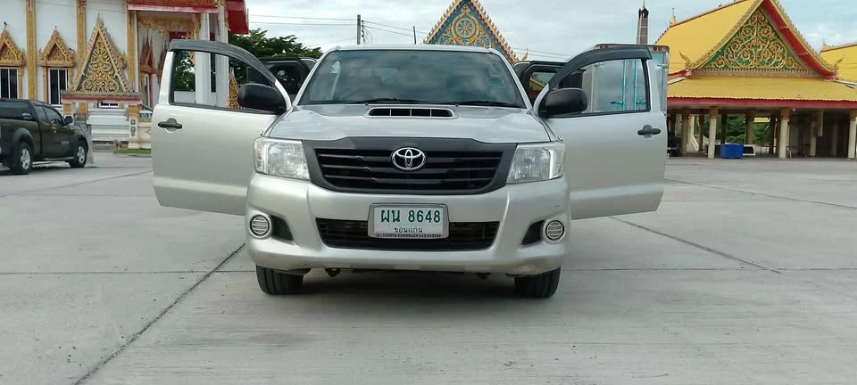 2013 Toyota Hilux VII 2