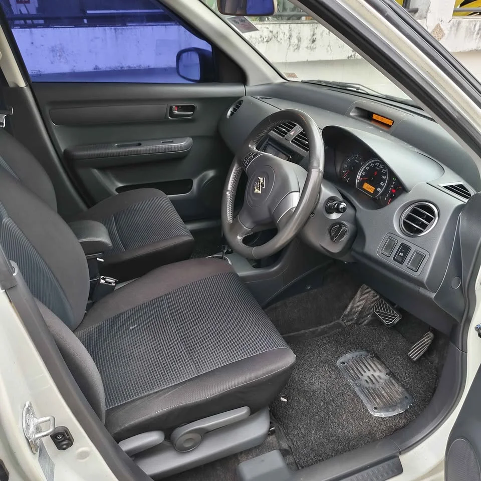 2011 Suzuki Swift I 3