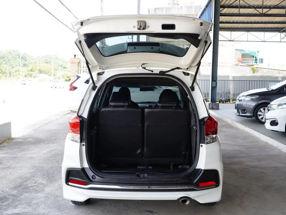 2015 Honda Mobilio II 2