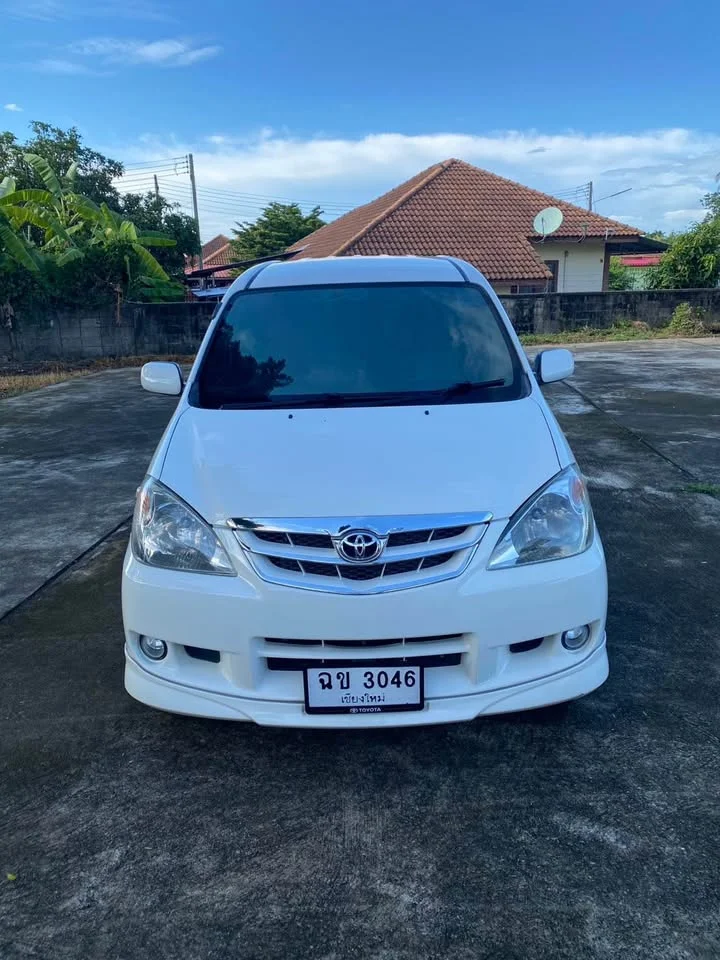 2011 Toyota Avanza I 2