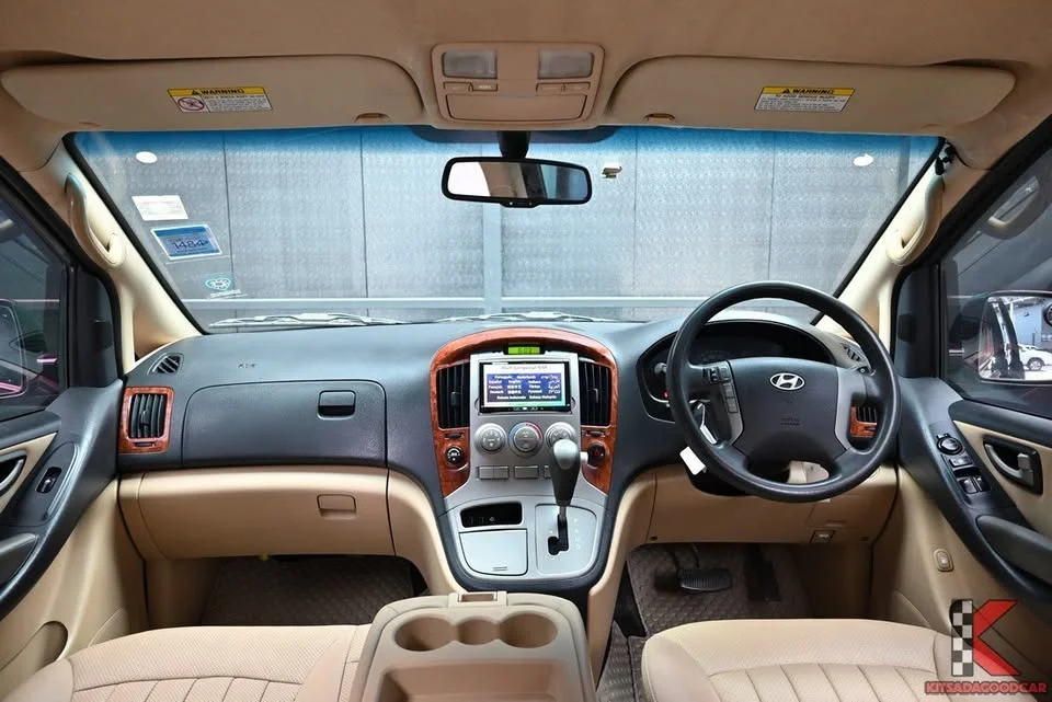 2012 Hyundai H-1 II 3
