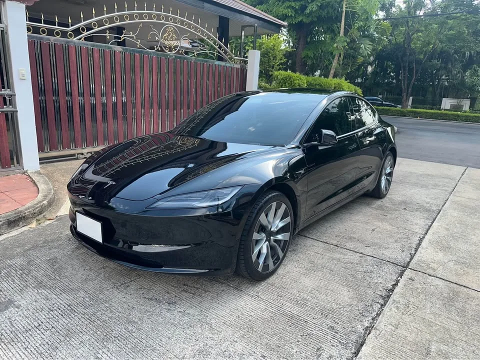 2024 Tesla Model 3 3