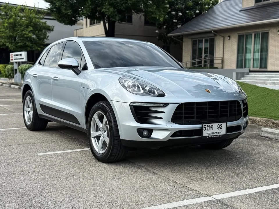 2017 Porsche Macan I 3