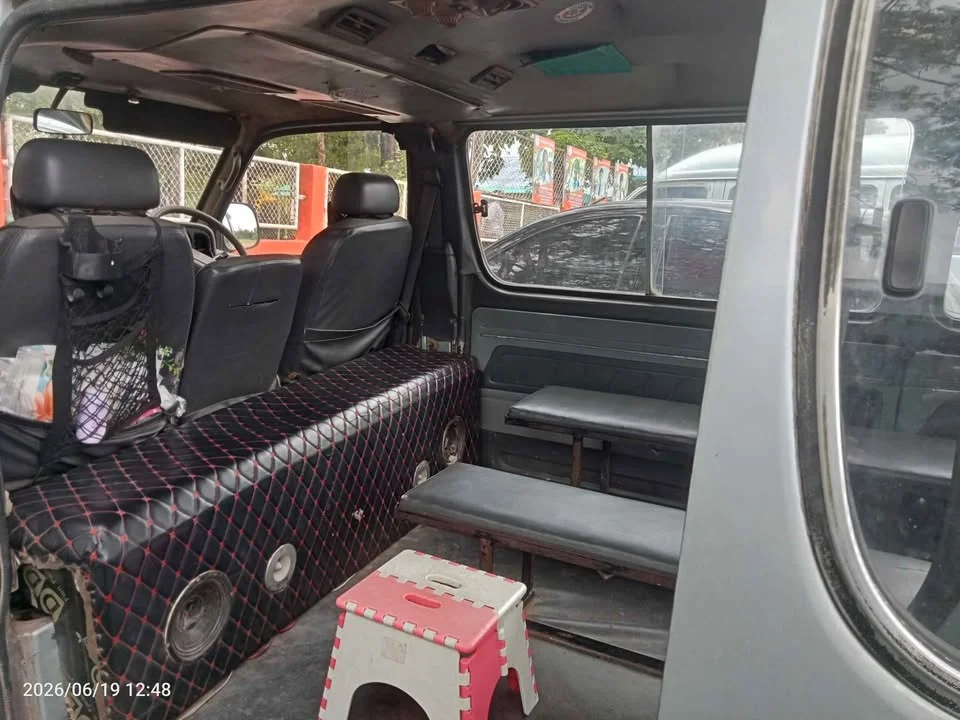 1991 Toyota Commuter IV (H100) 3