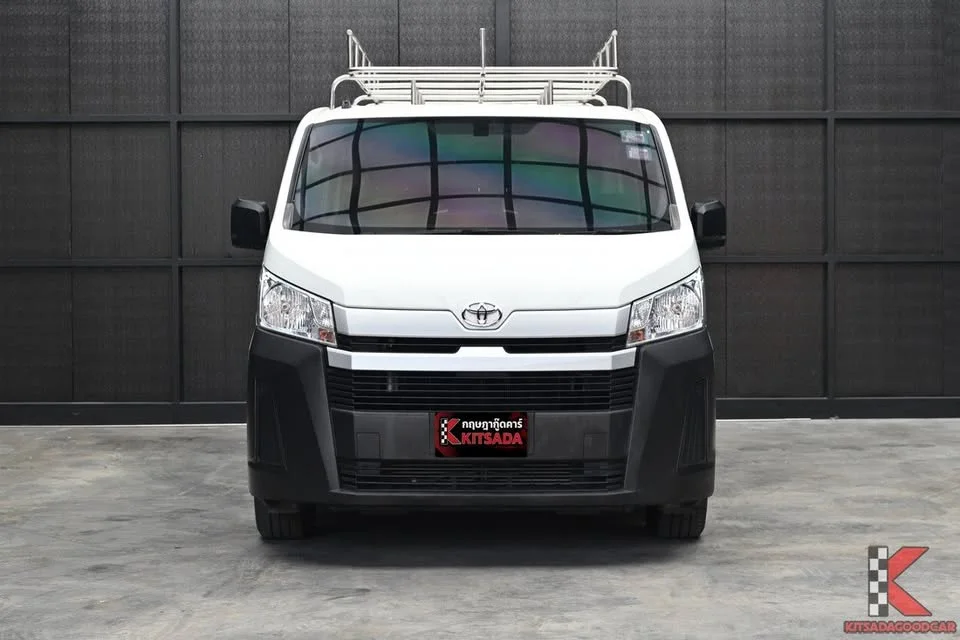 2022 Toyota HiAce VI (H300) 3
