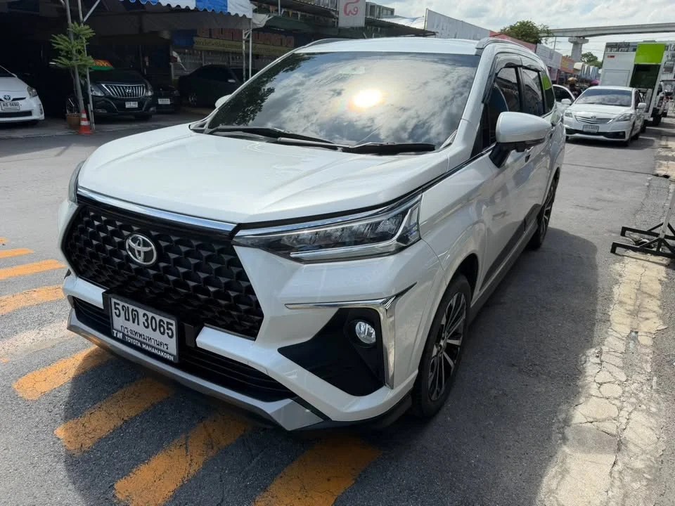2024 Toyota Veloz III 3