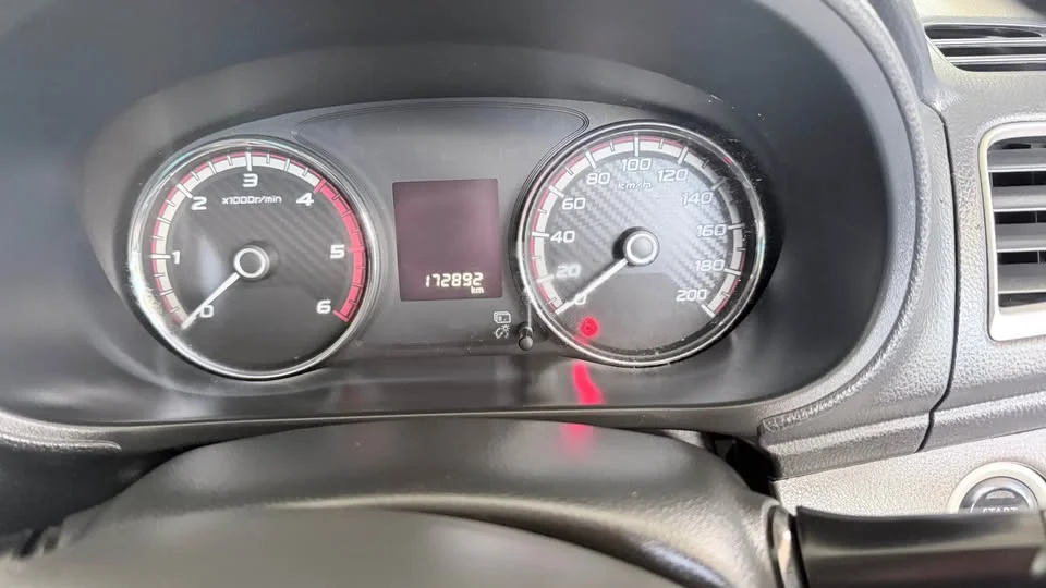 2017 Mitsubishi Triton V 2