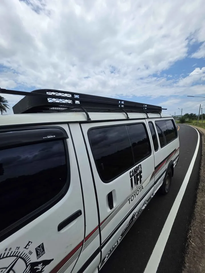 2000 Toyota Commuter IV (H100) 2