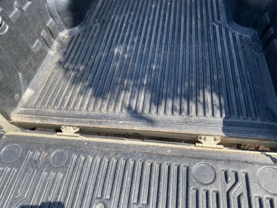 2002 Nissan Frontier I 3