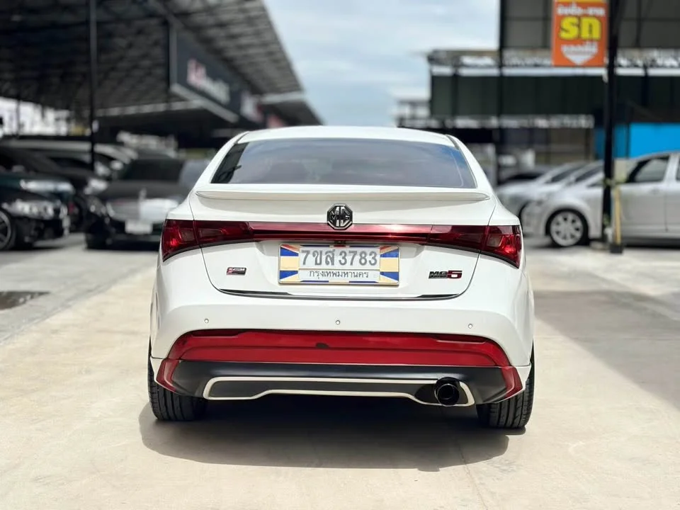 2017 MG 5 I  3