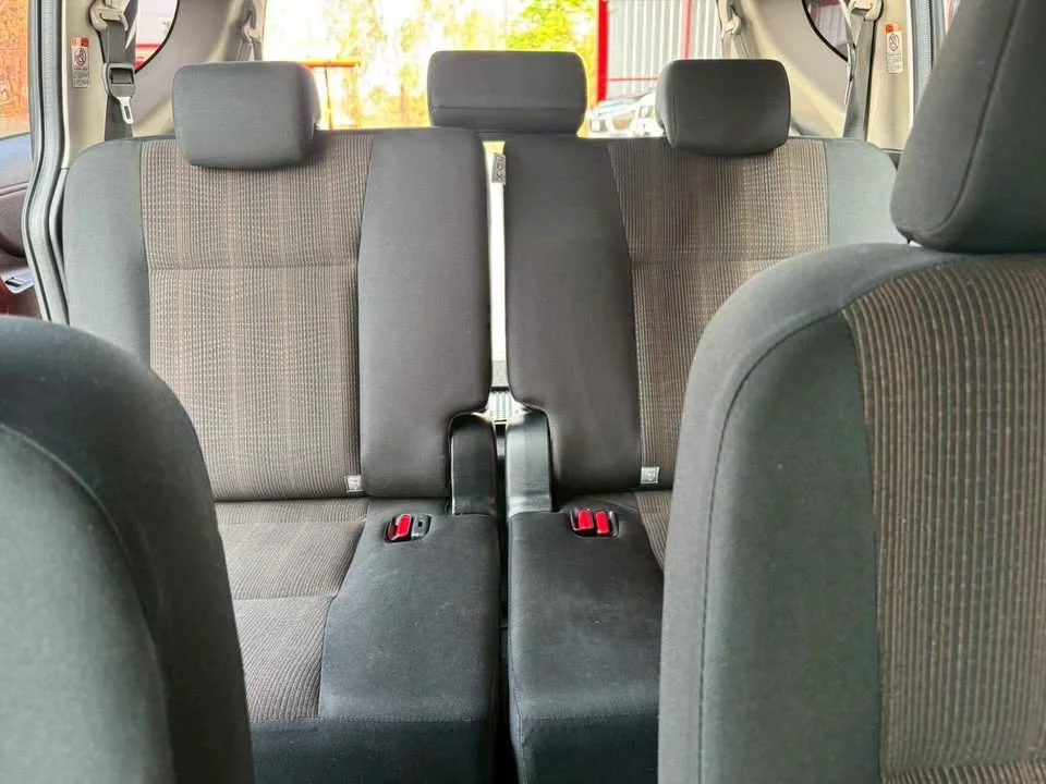 2017 Toyota Sienta II 3