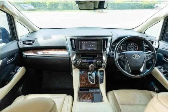2018 Toyota Alphard, Vellfire III (AH30) 3