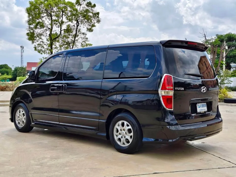 2011 Hyundai H-1 II 2