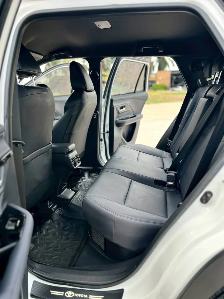 2024 Toyota Yaris Cross AC200 2