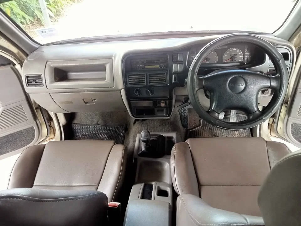 1997 Isuzu Faster Dragon Eyes III 2