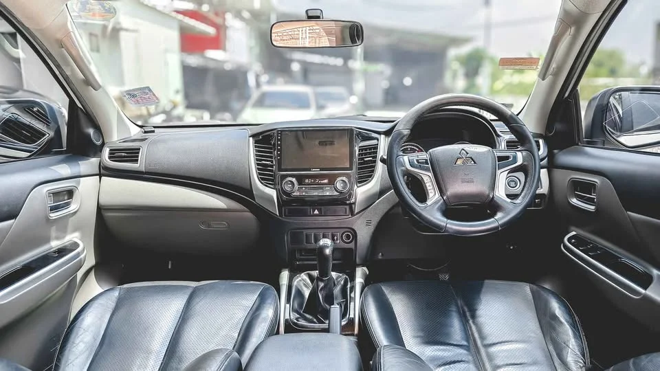 2018 Mitsubishi Triton V 3