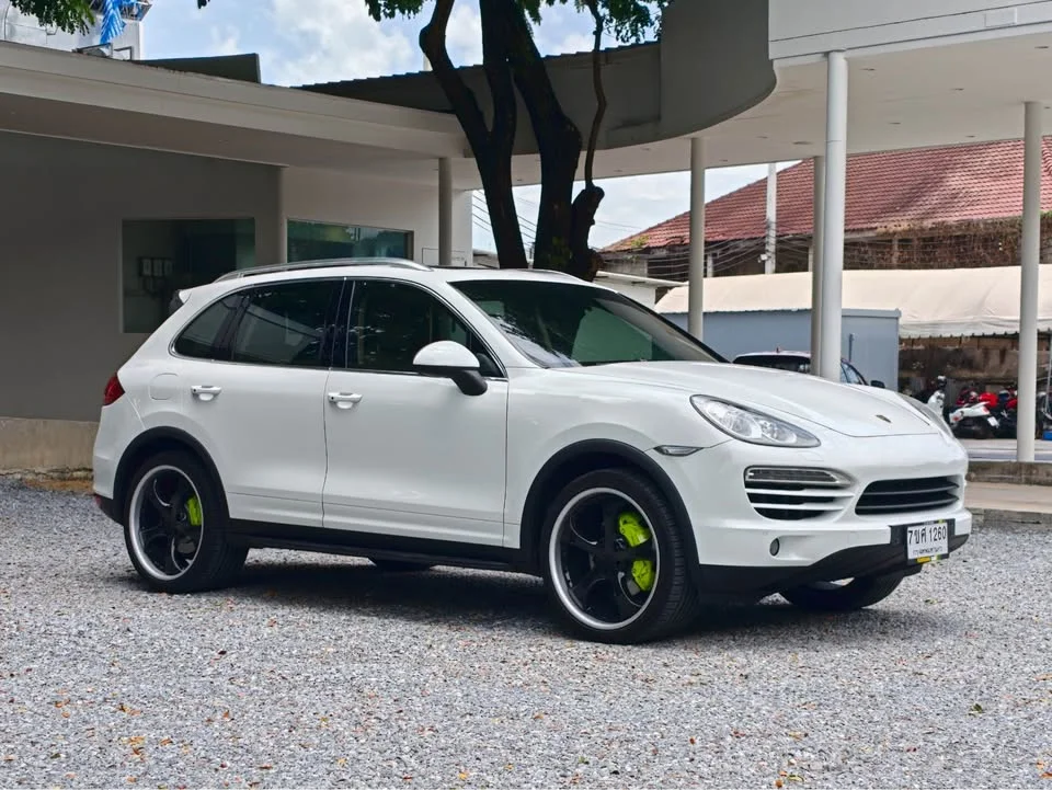 2013 Porsche Cayenne II 3