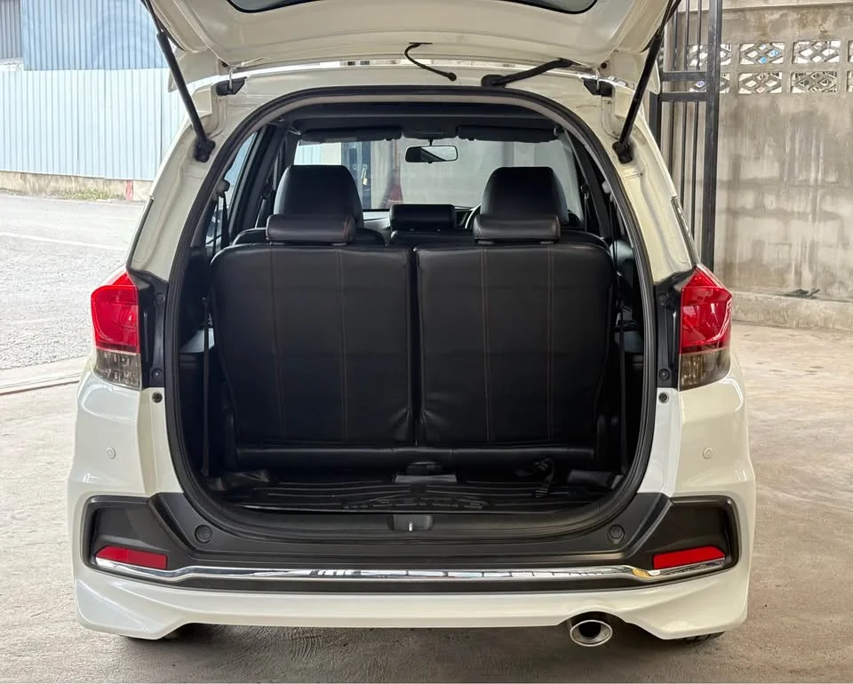 2017 Honda Mobilio II 2