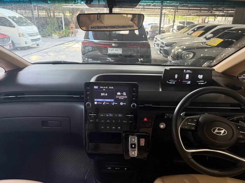 2024 Hyundai Staria US4 3