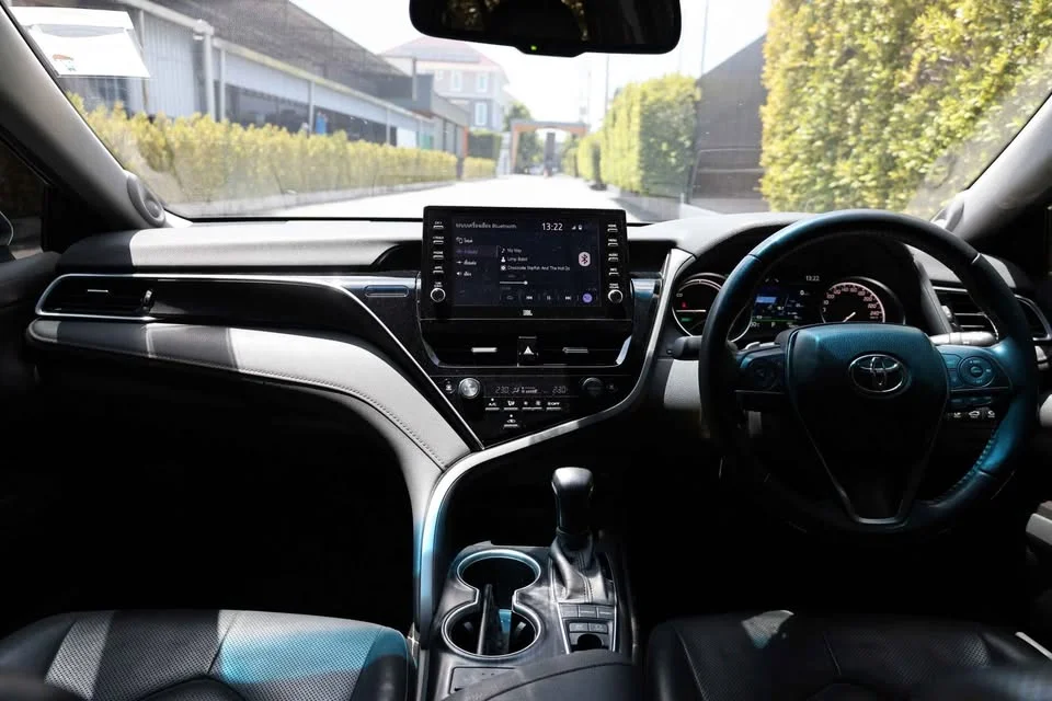 2022 Toyota Camry VIII (XV70) 3