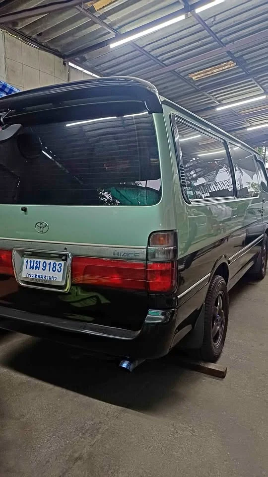 1995 Toyota Commuter IV (H100) 2