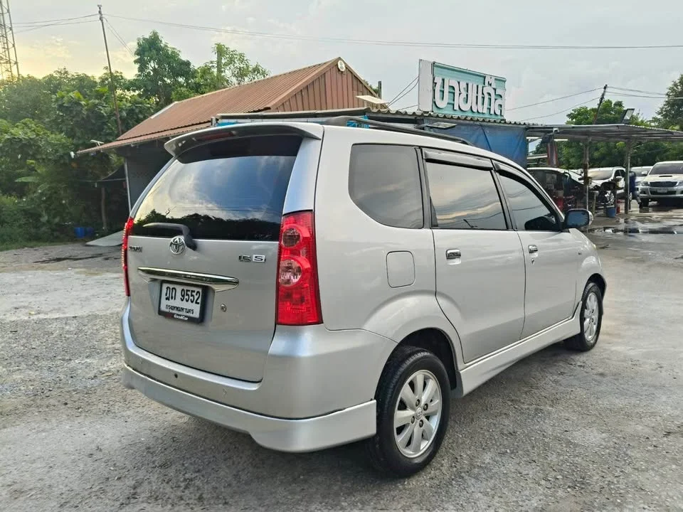 2010 Toyota Avanza I 2