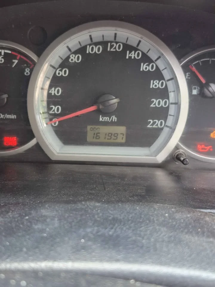 2005 Chevrolet Optra 3