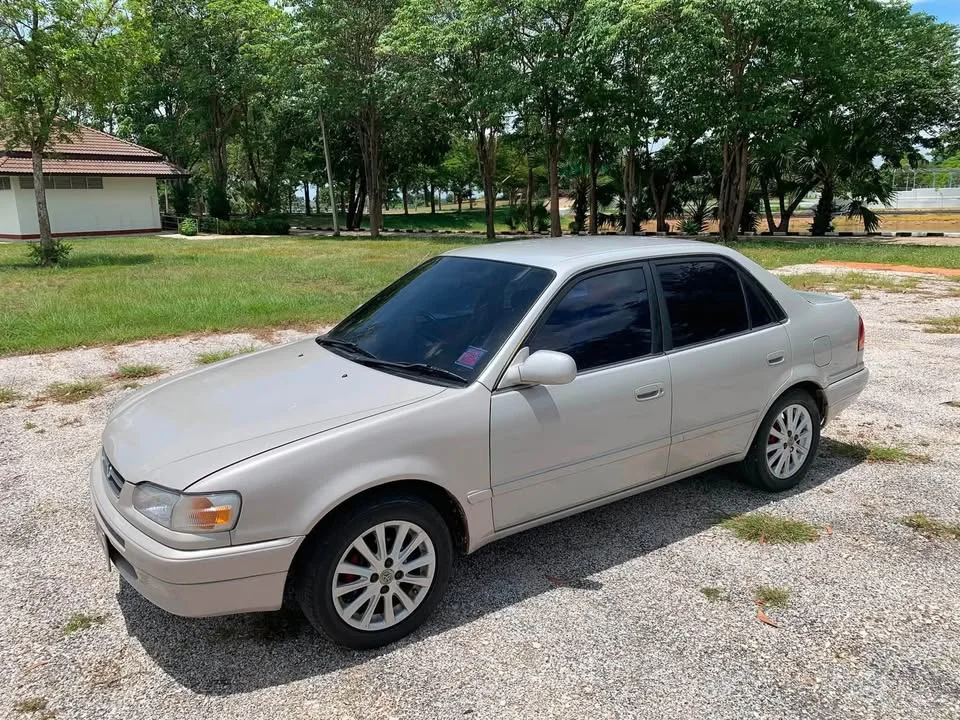 1996 Toyota Corolla Altis VIII (E110) 2