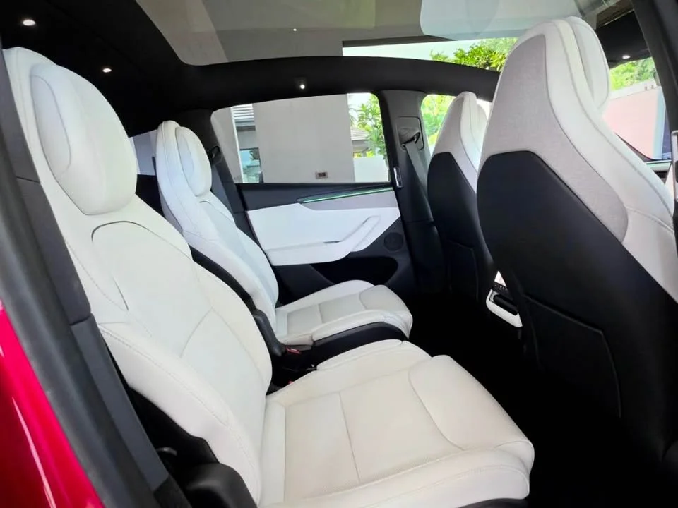 2026 Tesla Model Y 3