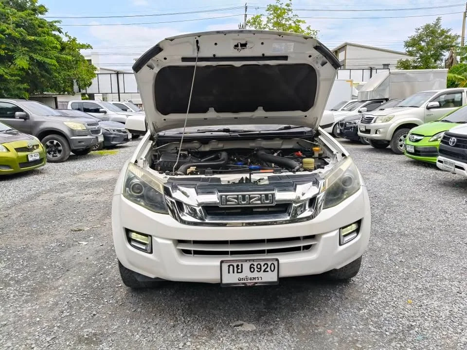 2015 Isuzu D-Max II (RT) 3
