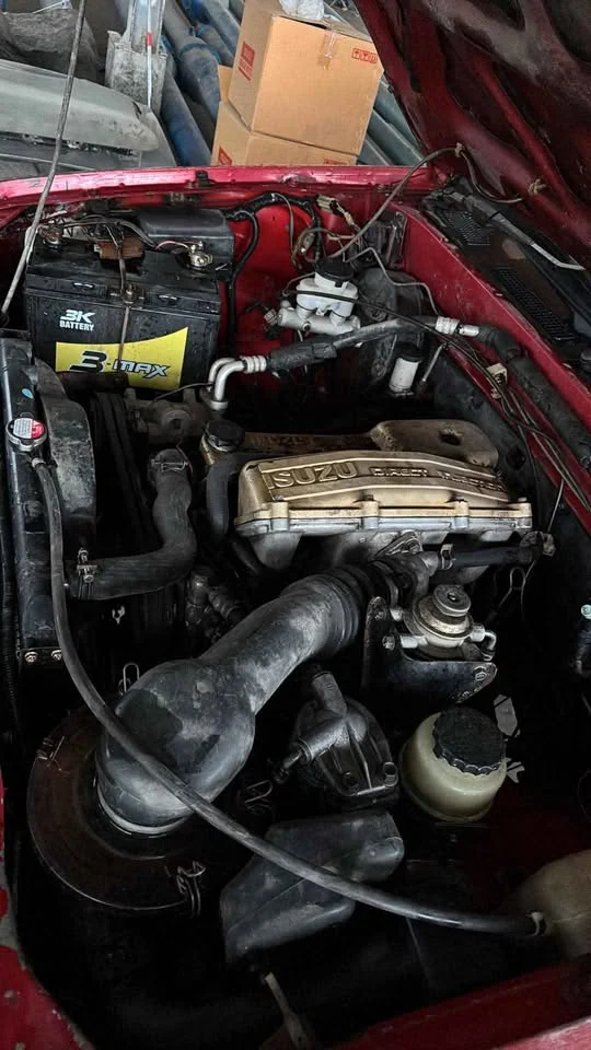 1992 Isuzu TFR III 2