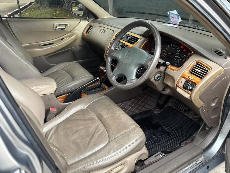 2000 Honda Accord VI 2